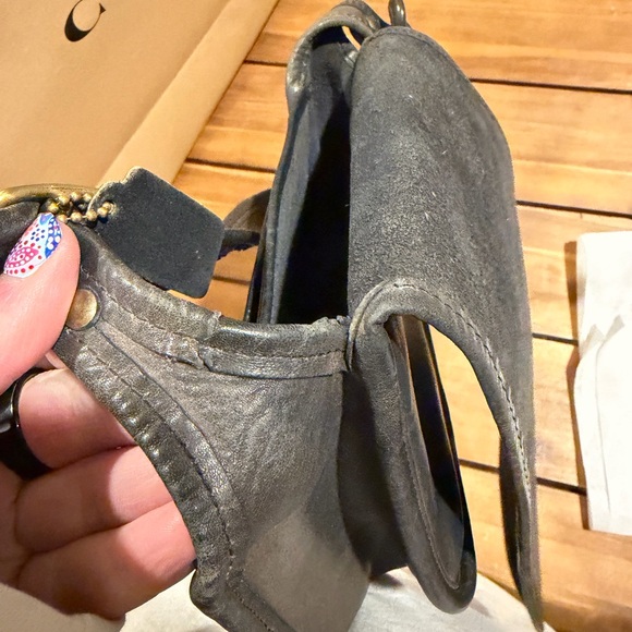 Vintage Dark Grey Leather Coach Crossbody Bag - Picture 6 of 11